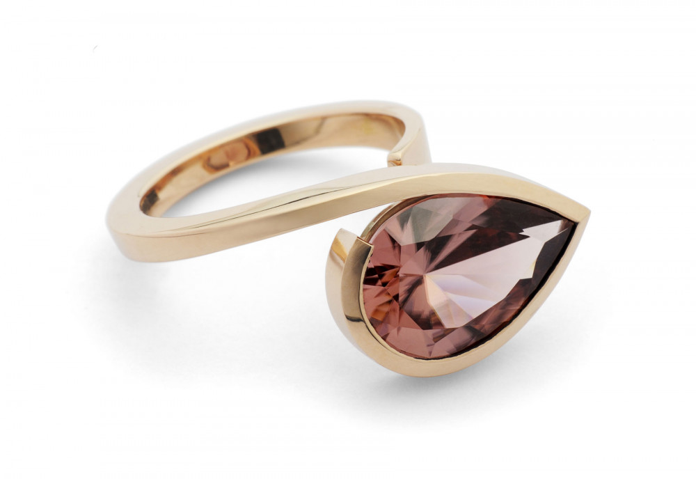 18 carat forged rose gold ring with natural Malay zircon