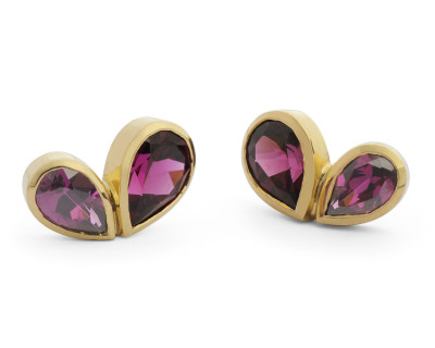 Yellow gold stud earrings with pear grape garnets