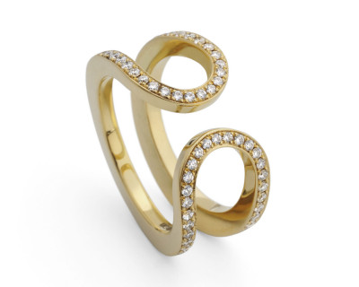 18ct yellow gold pave diamond horseshoe ring