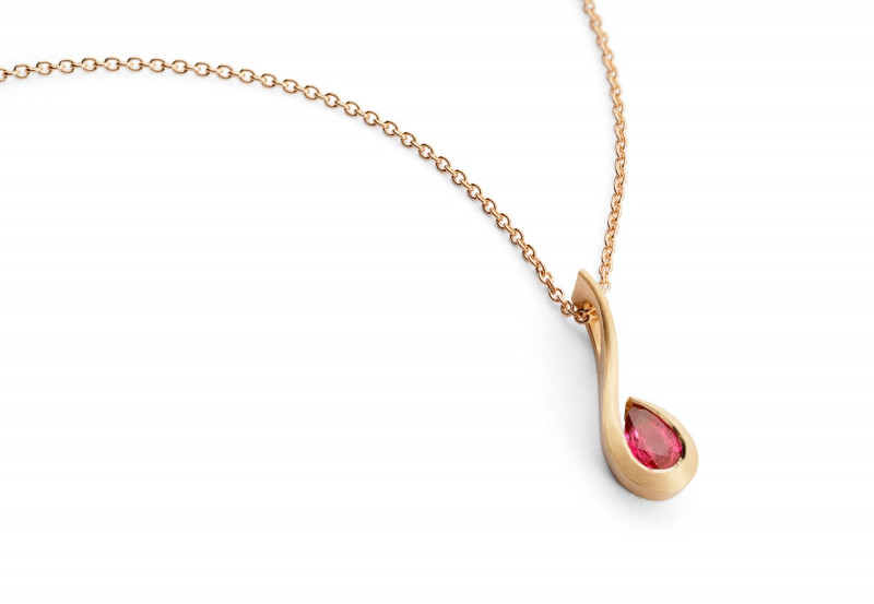 18ct-rose-gold-ruby-twist-pendant