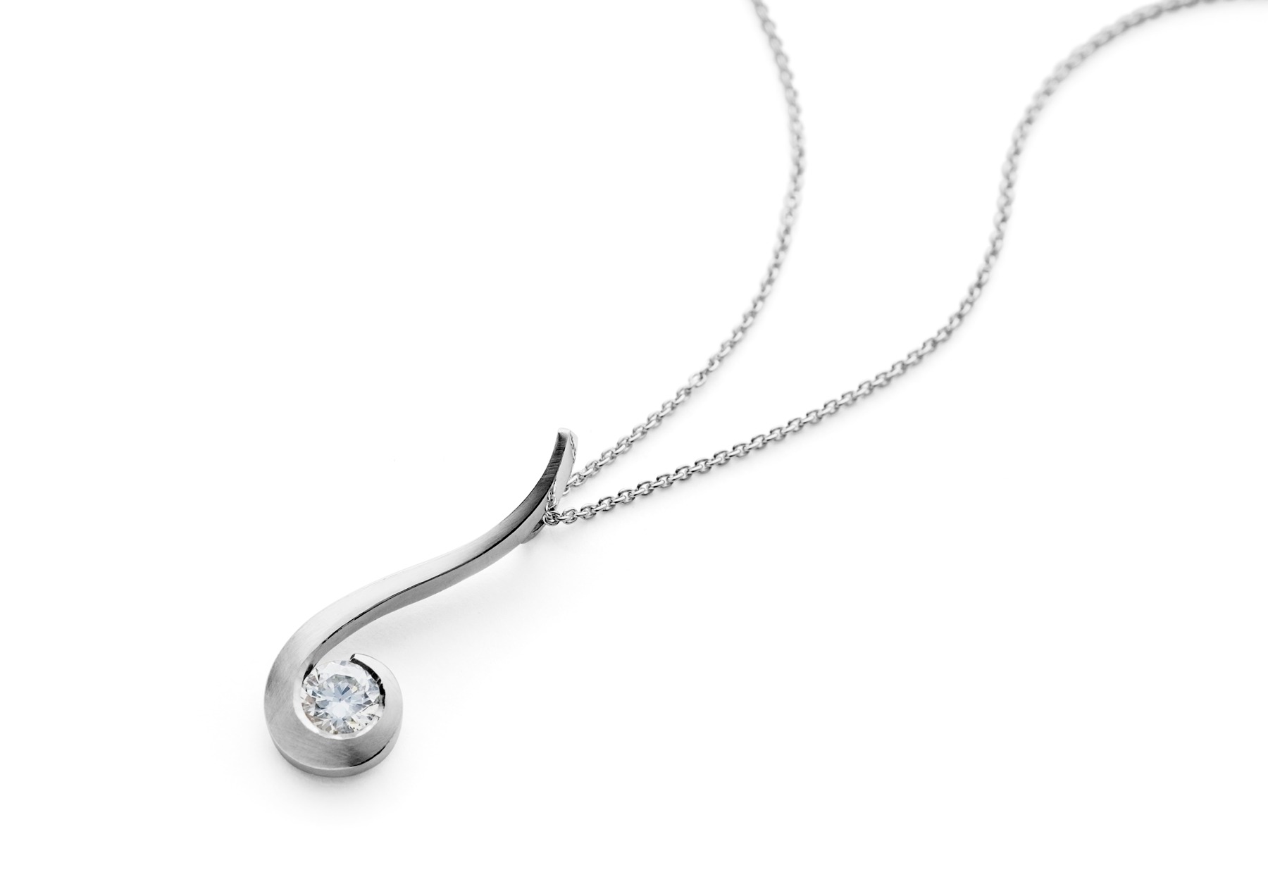 Platinum and white diamond Twist pendant