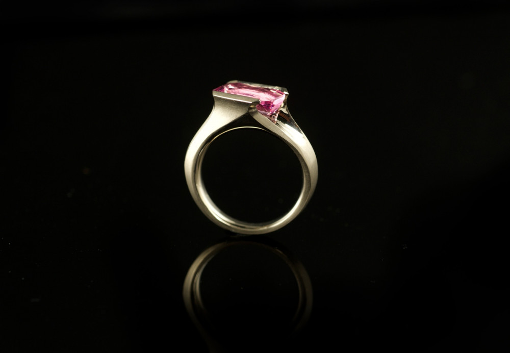 Rectangular pink spinel and carved white gold cocktail ring