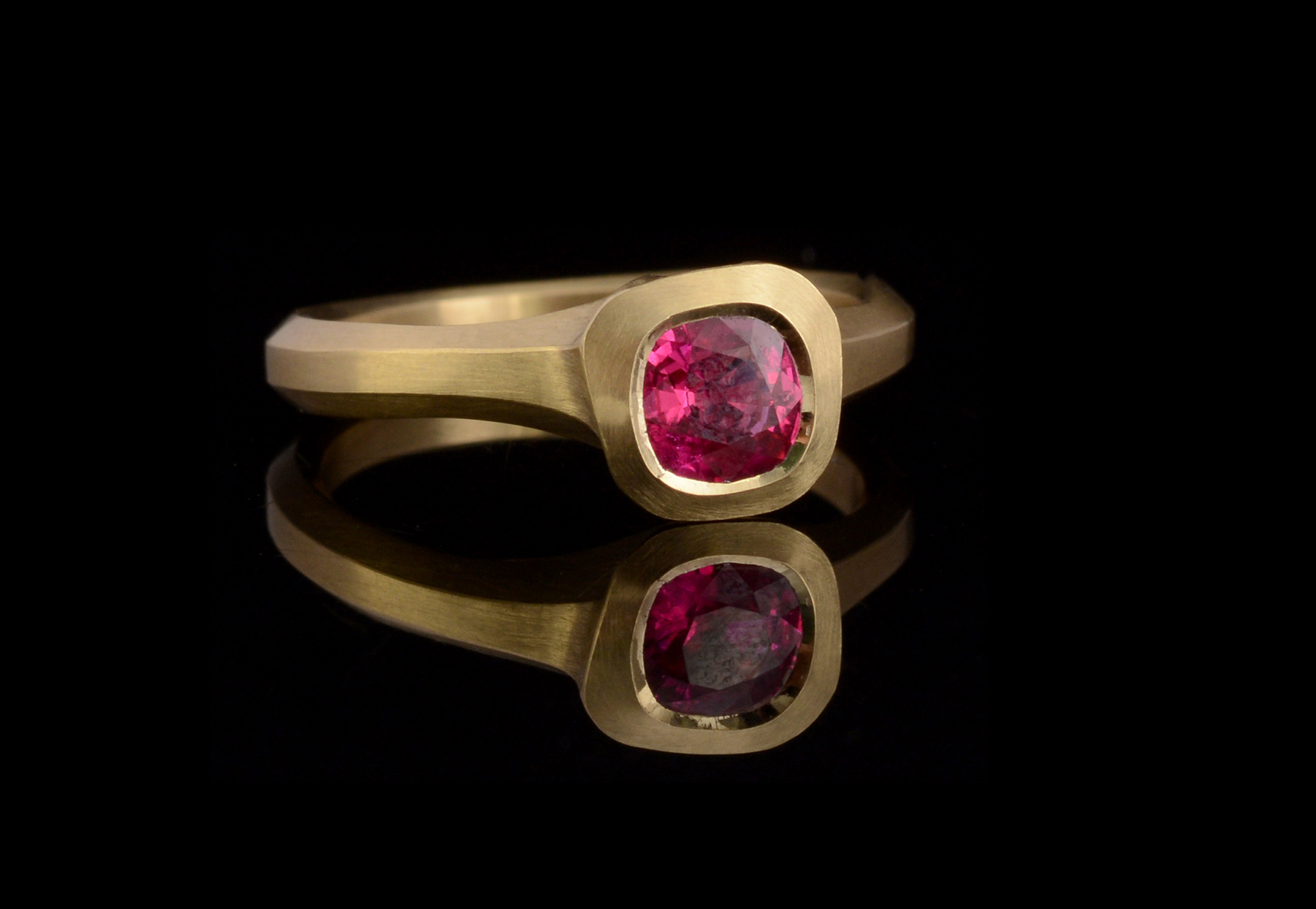Arris ruby and yellow gold engagement ring commission