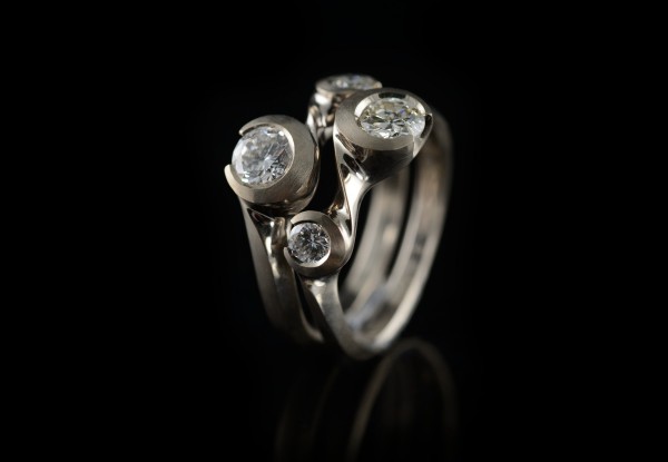 Carved fitted white gold and diamond dress ring set