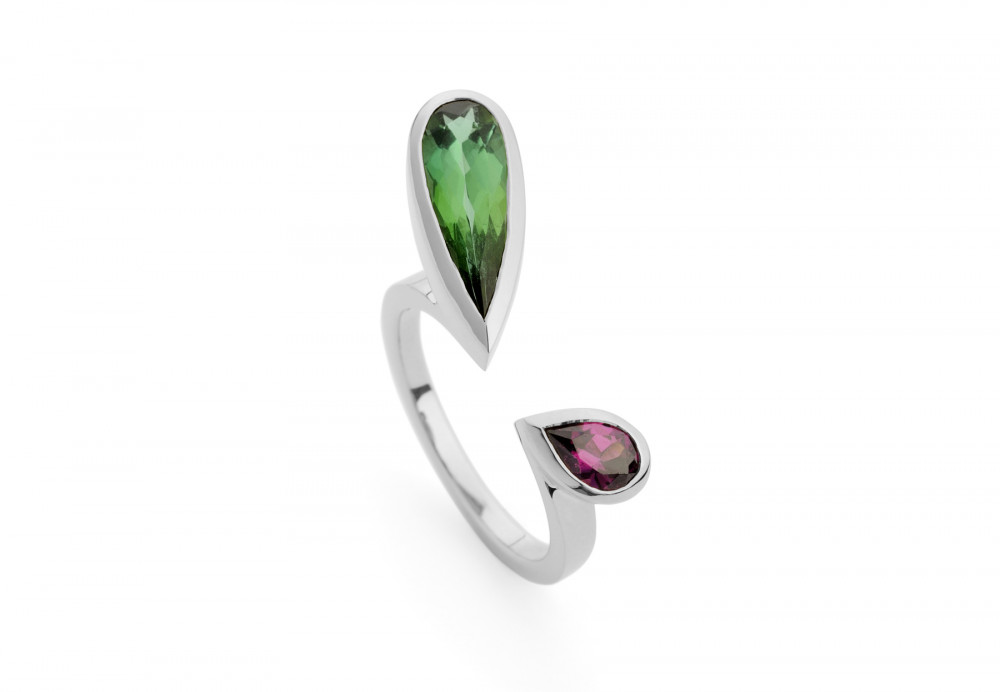 White gold cocktail ring with green tourmaline and grape garnet
