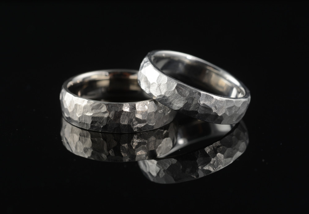 Wedding rings for men