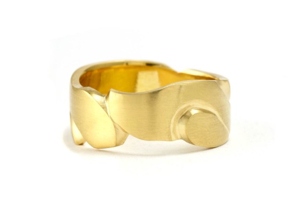 hand carved gold men's wedding ring