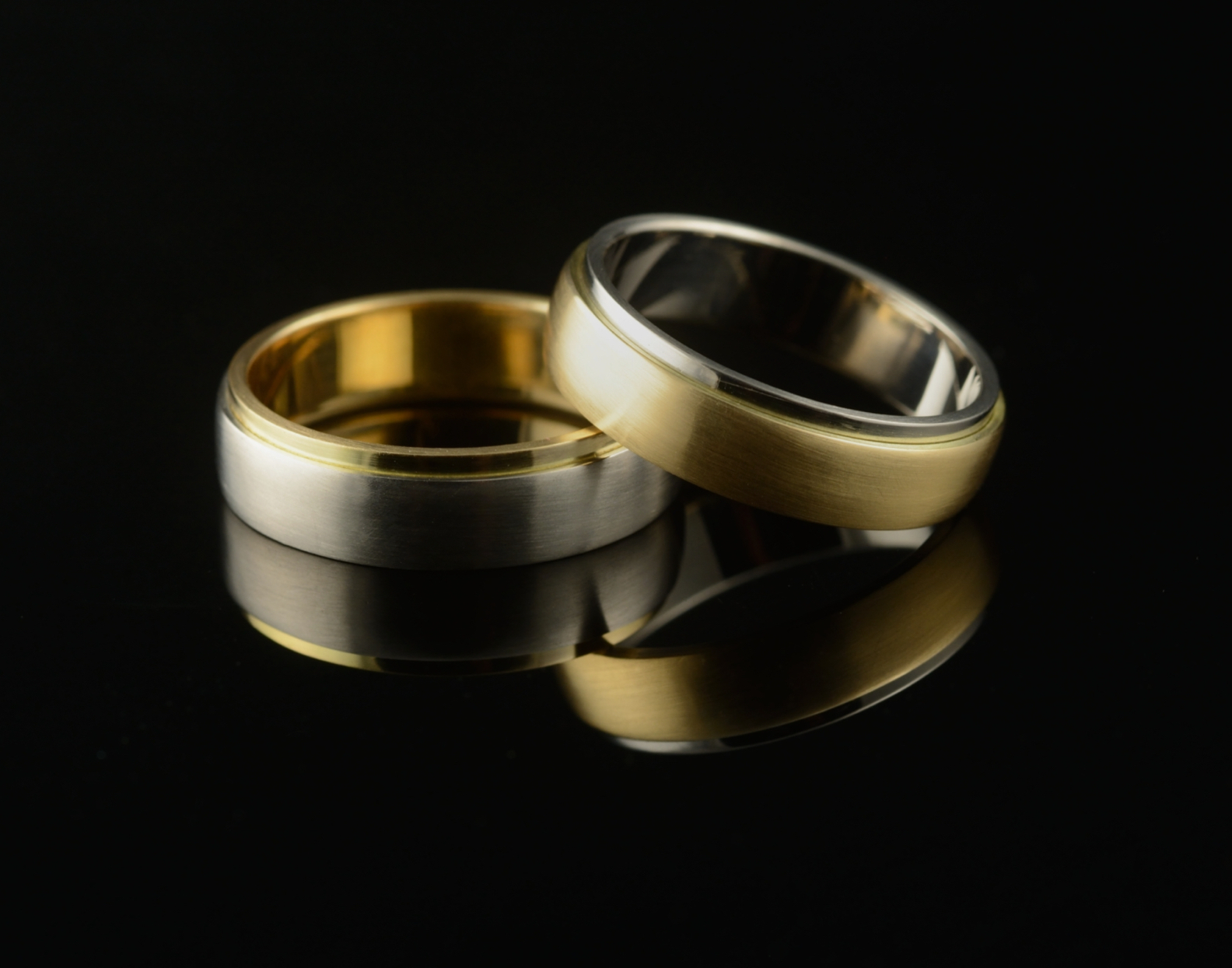 mens two tone mixed metal wedding rings