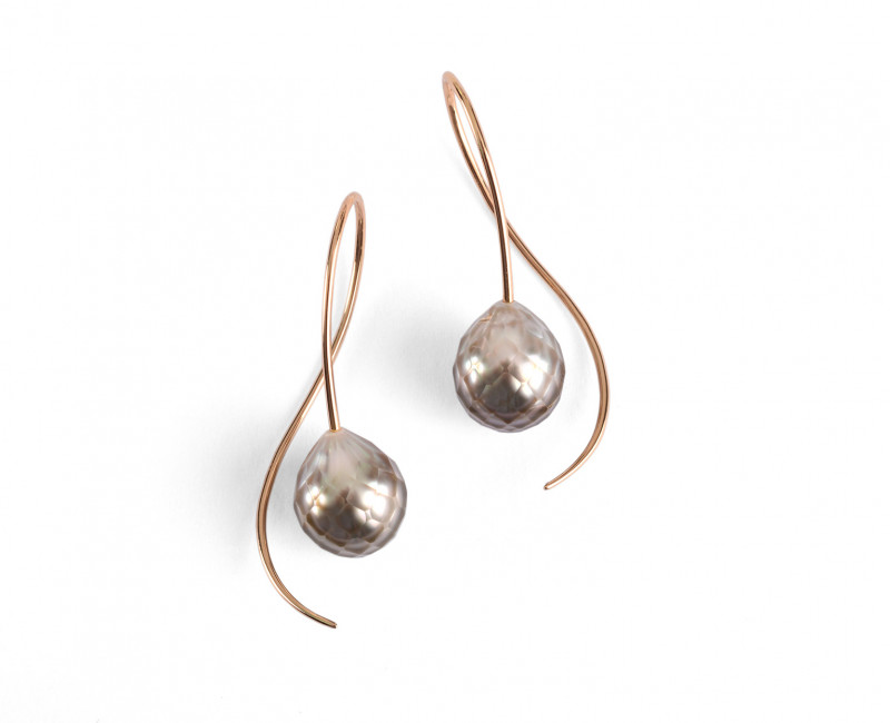 pearl-earrings-faceted-warm-grey-rose-gold-earrings