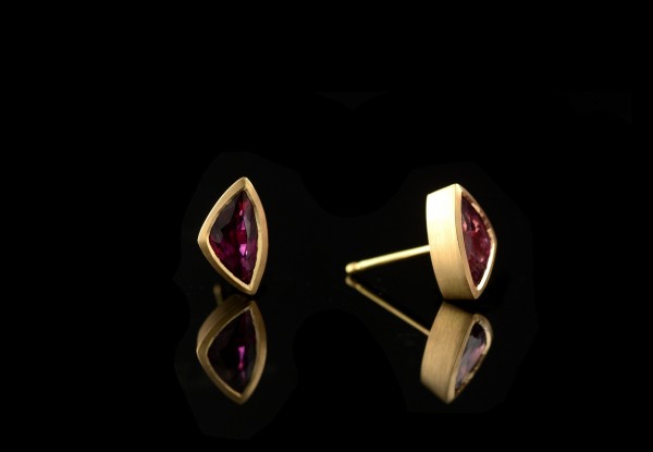 Yellow gold and trillion ruby stud earrings